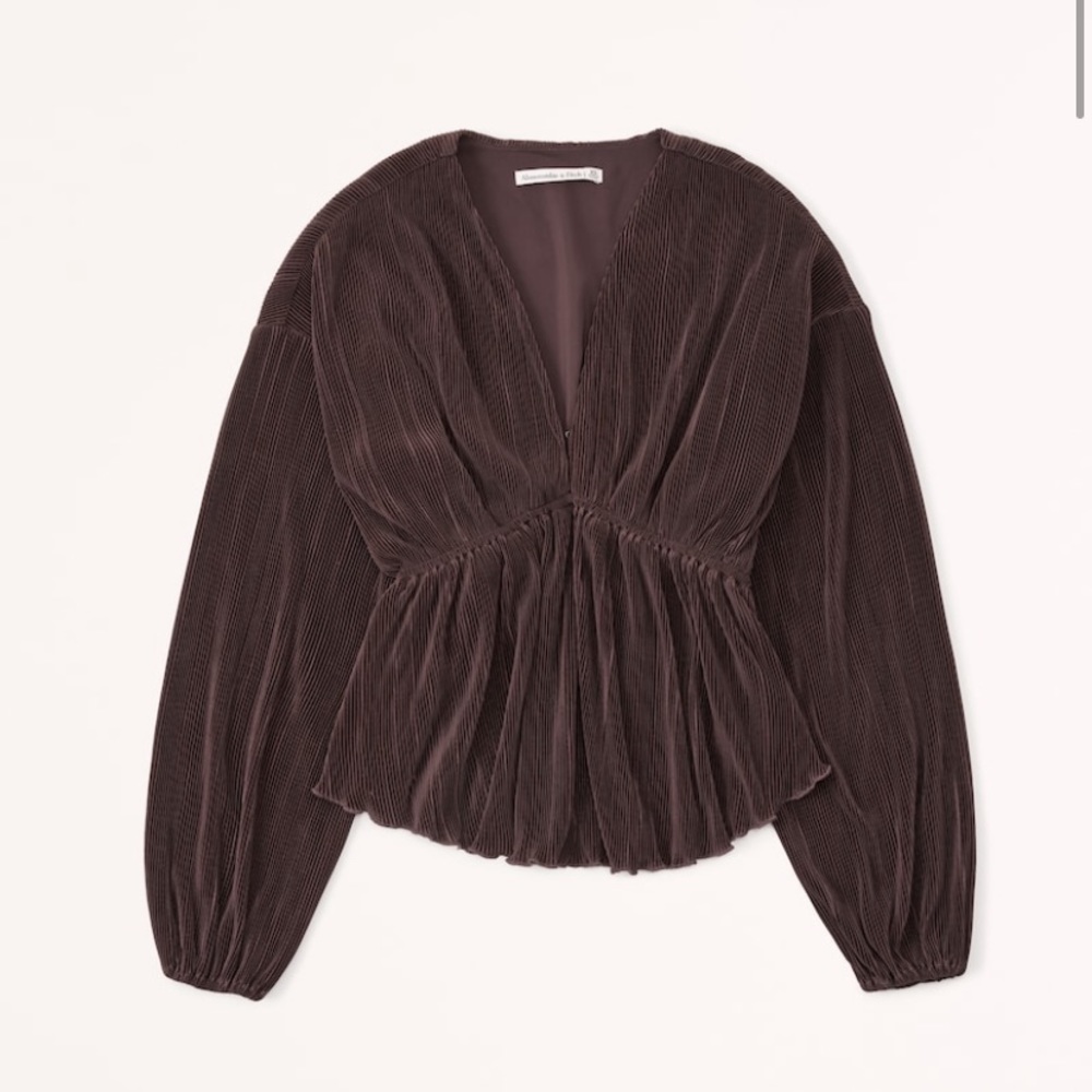 Abercrombie Long sleeve easy waist top